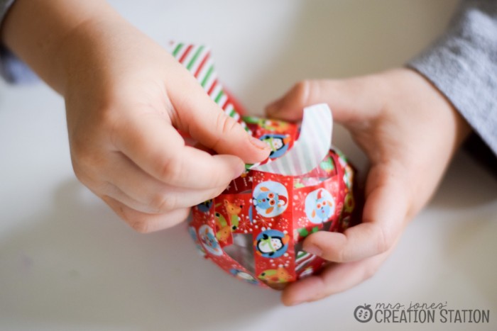 A Simple Christmas Craft - Washi-Tape Ornament - MJCS